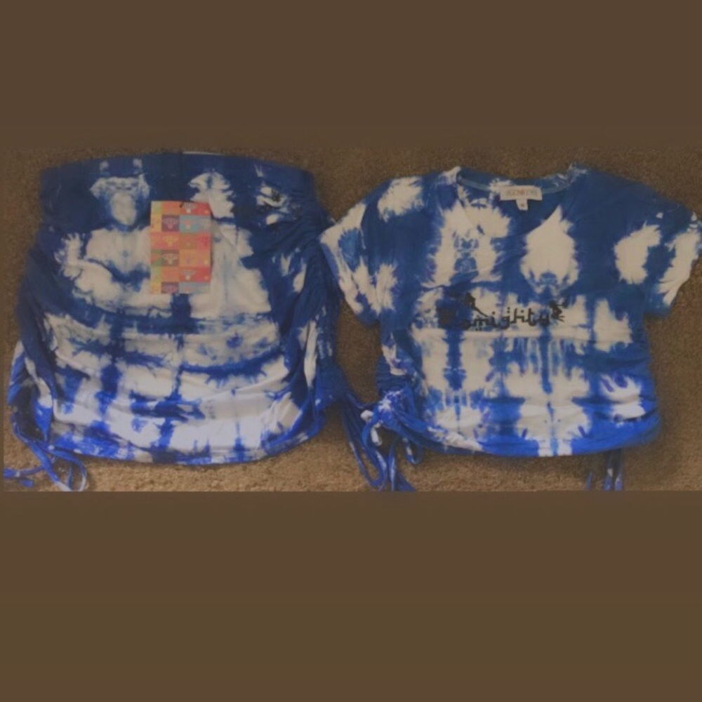 Omighty rare set (SOLD)DO NOT BUY I don’t know why it made a copy of my listing